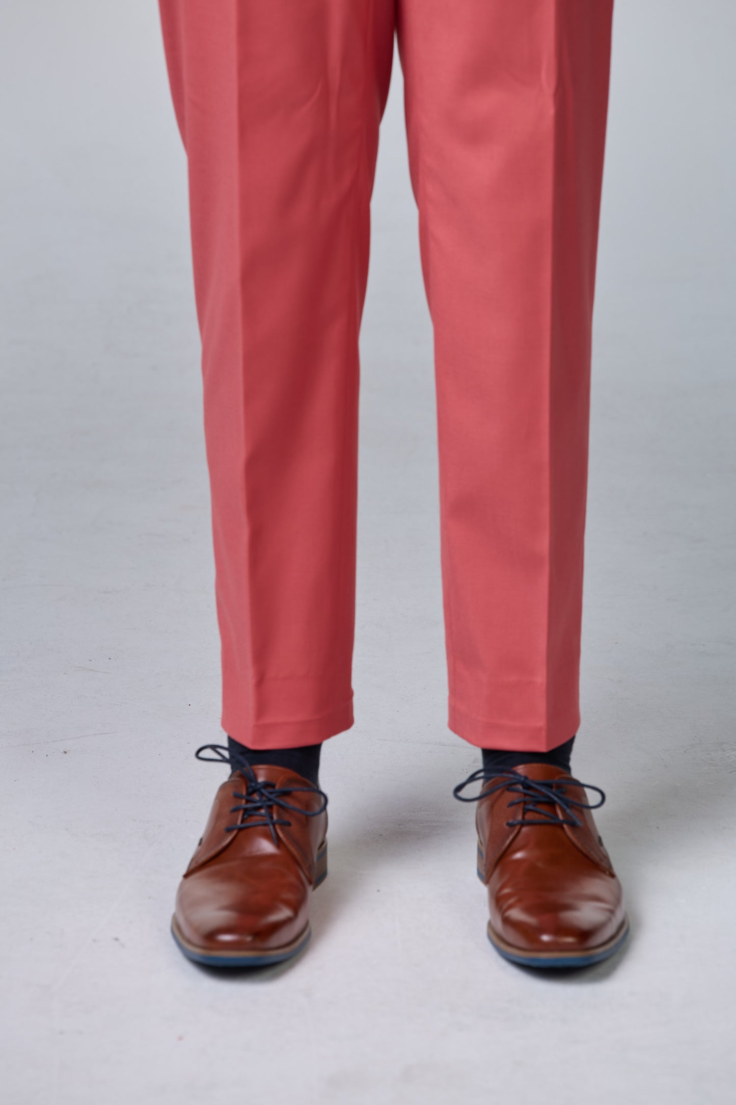 Pfirsichfarbener Anzug - premium