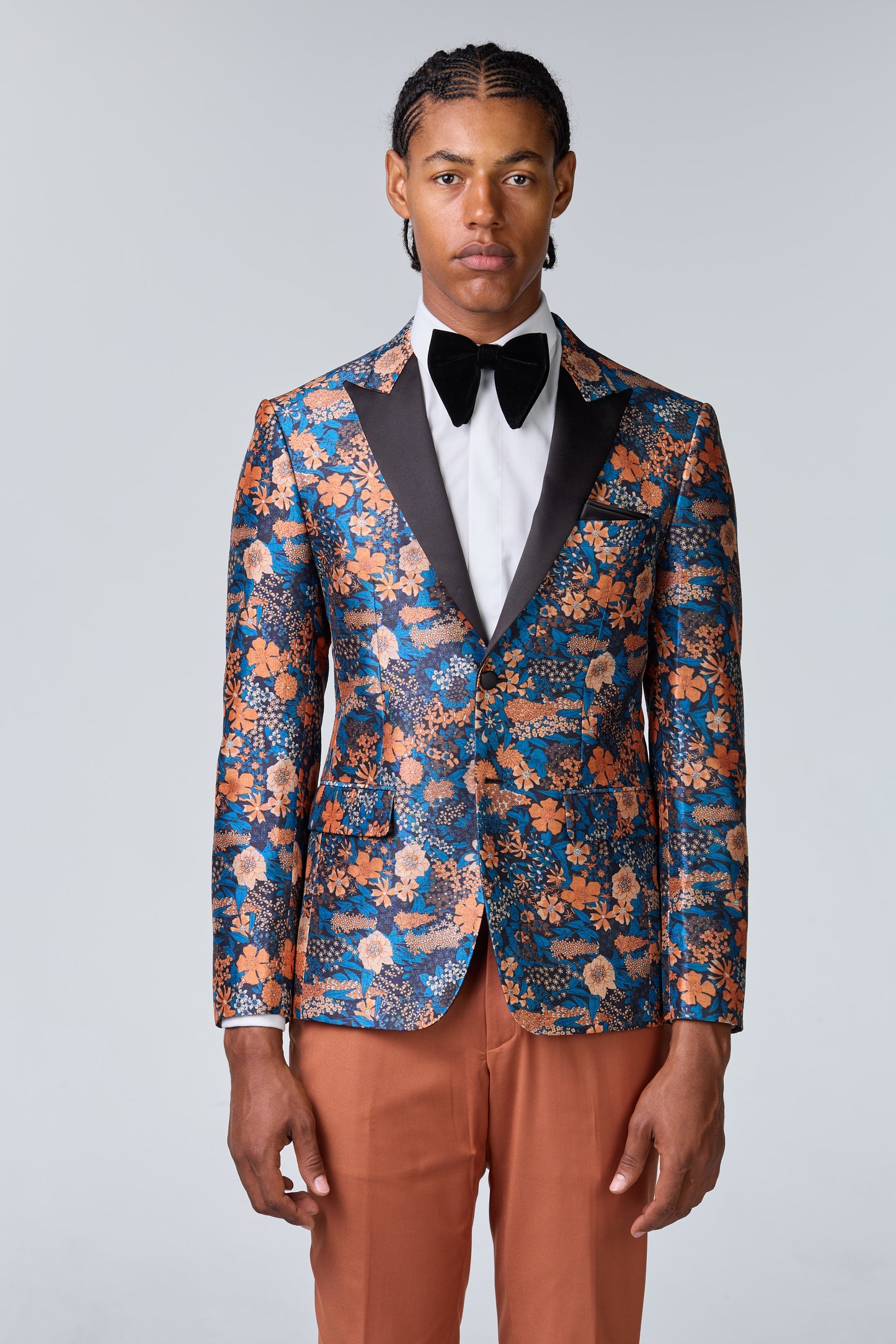 Blaues Seiden-Sakko mit floralem Muster - essentials