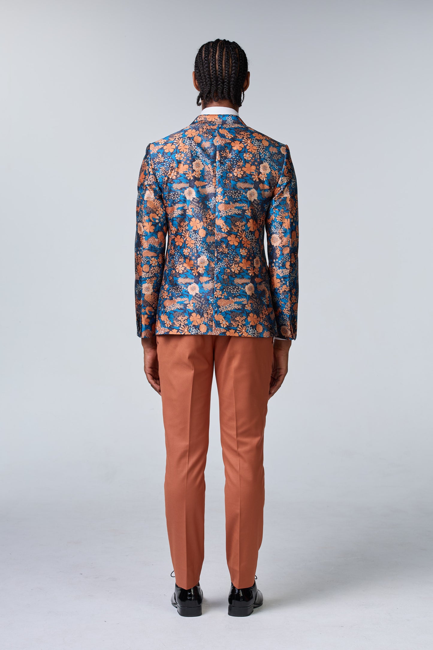 Blaues Seiden-Sakko mit floralem Muster - budget