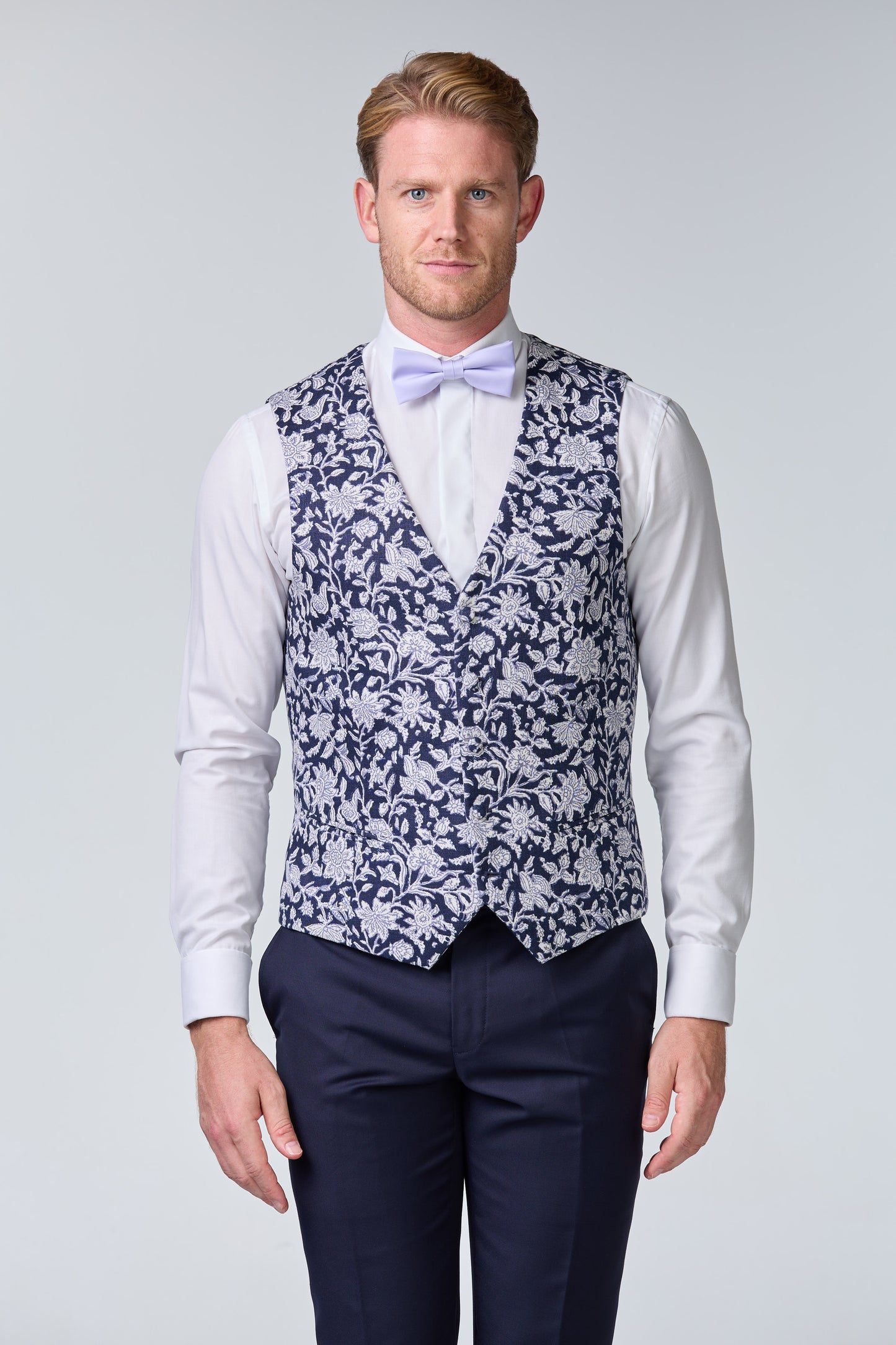 Blauer Hochzeitsanzug inkl. Weste mit Blumenmuster - essentials