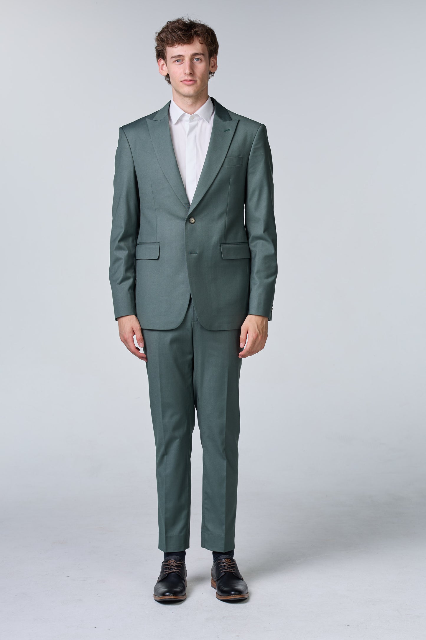 Hochzeitsgast Outfit Salbeigrün - essentials