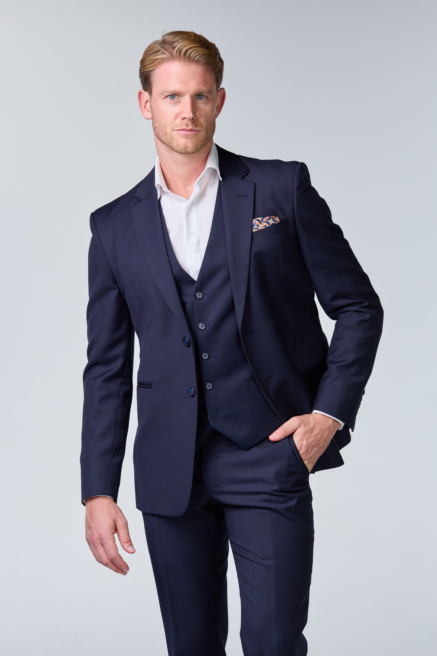 Dreiteiliges Business Outfit - budget